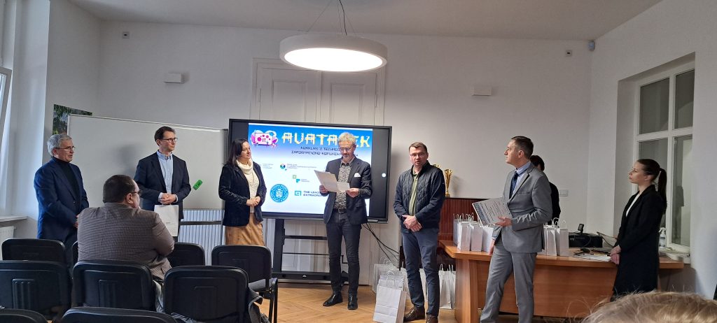 ZDJĘCIE PRZEDSTAWIA ORGANIZATORÓW KONKURSU.