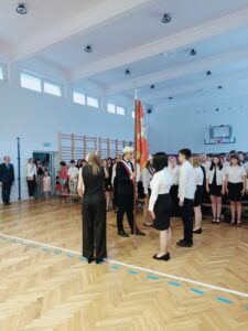 poczet sztandarowy szykuje się do zmiany