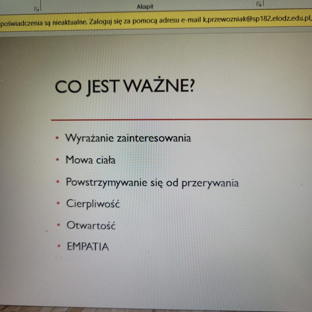 zdjęcie slajdu, napis co jest ważne? i kilka rzeczy wymienionych po kropach