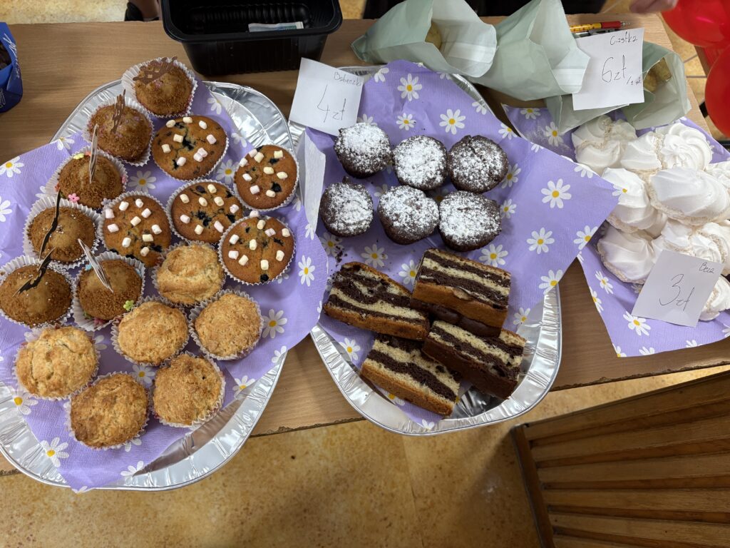 zdjęcie babeczke w pudrze, ciasta zebra, i innych babeczek