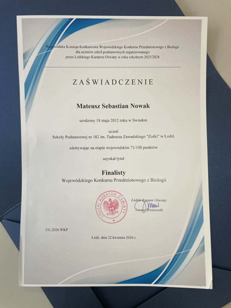 zdjęcie dyplomu/zaświadczenia ucznia