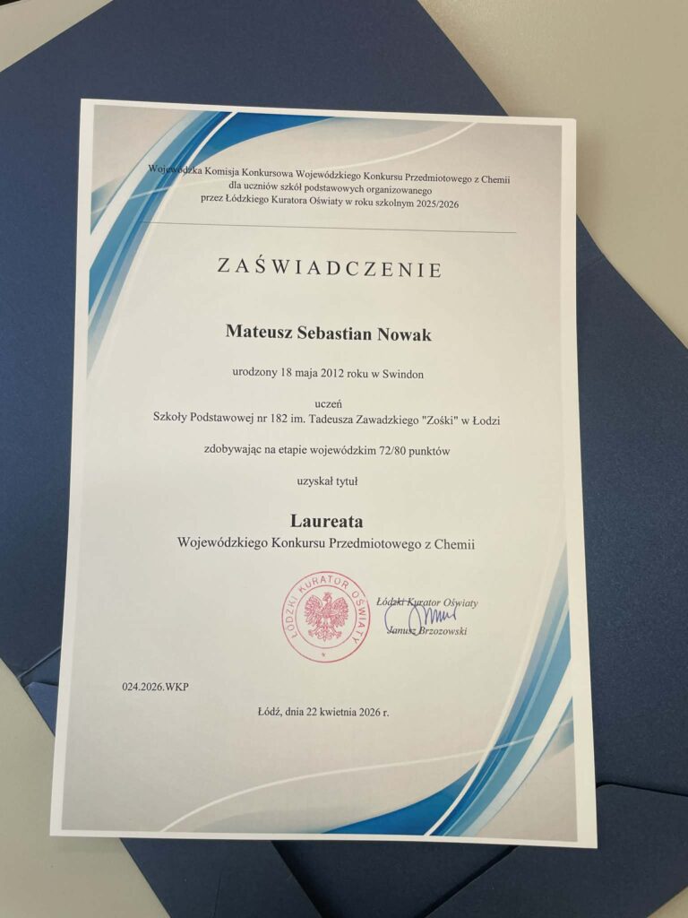 zdjęcie dyplomu/zaświadczenia ucznia