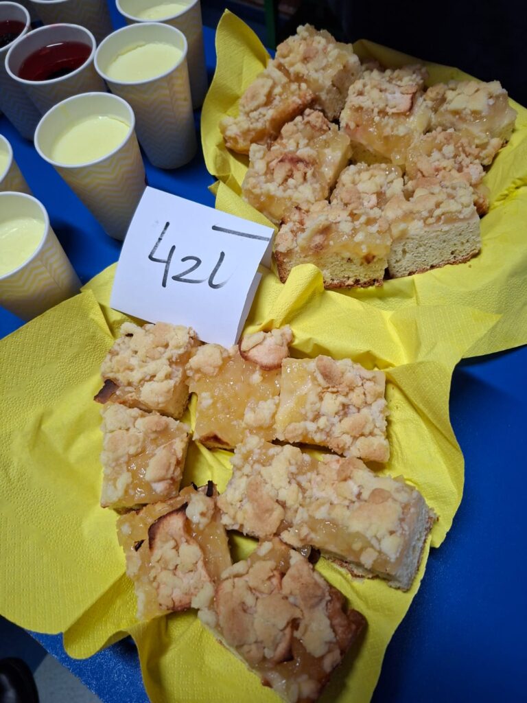 zdjęcie ciasta jabłecznika